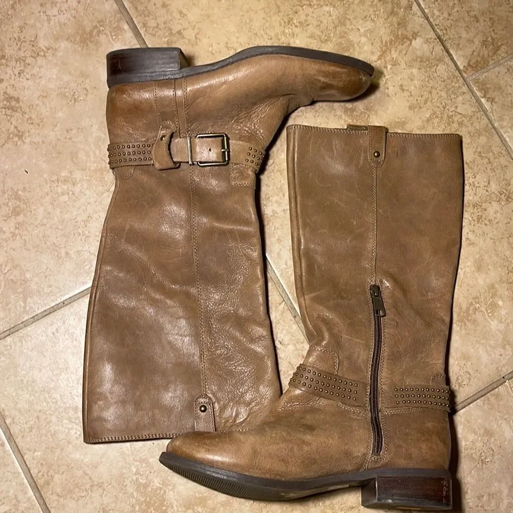 Jessica Simpson Tan leather boot